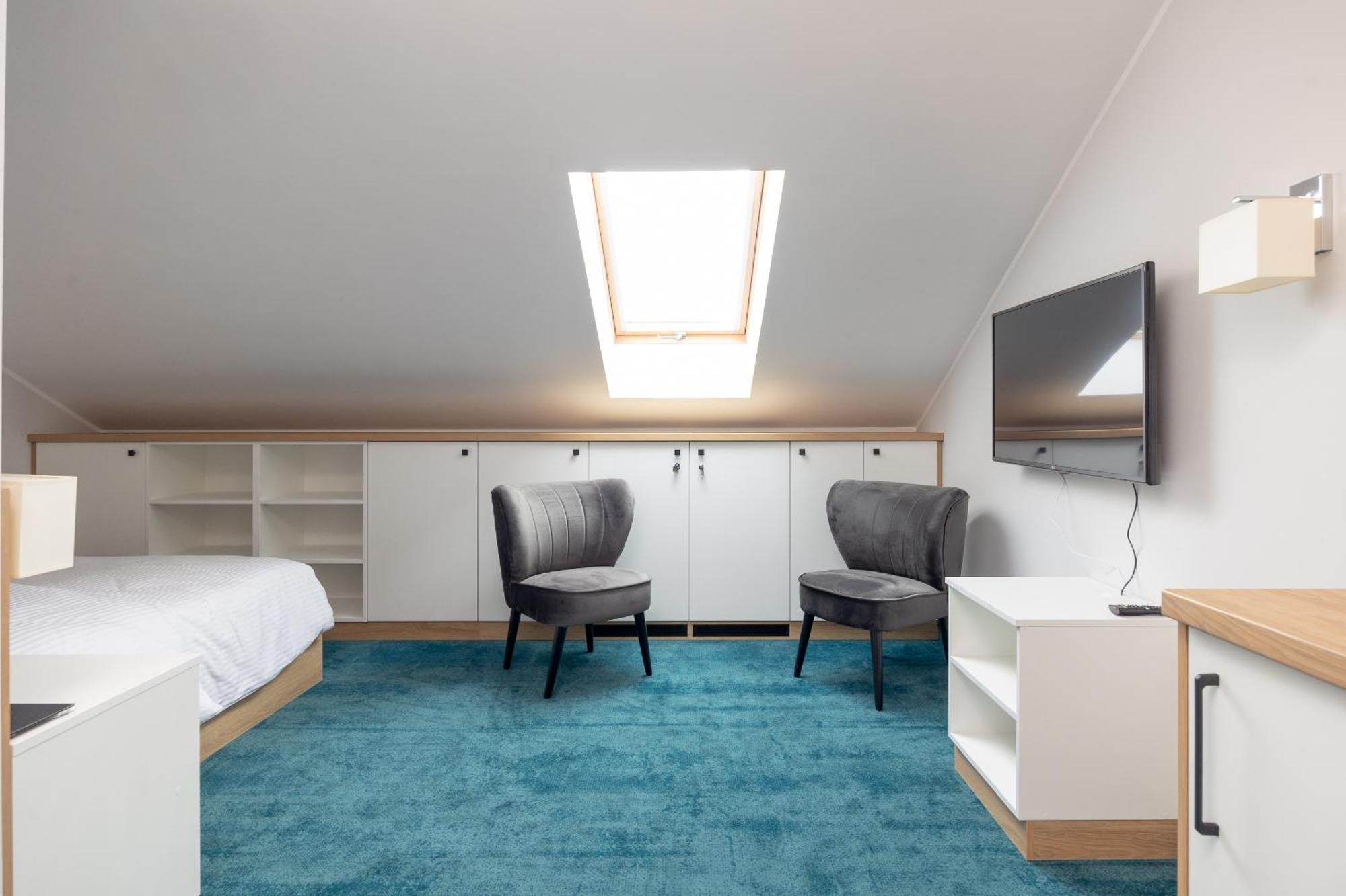 Aparthotel Esencja Warszawy Nowy Swiat Warschau Buitenkant foto