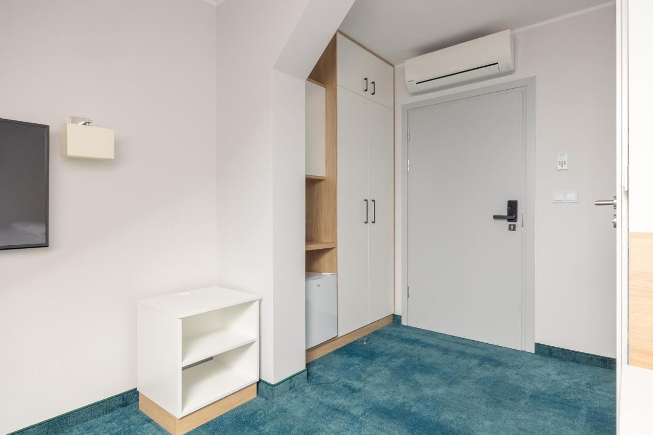 Aparthotel Esencja Warszawy Nowy Swiat Warschau Buitenkant foto