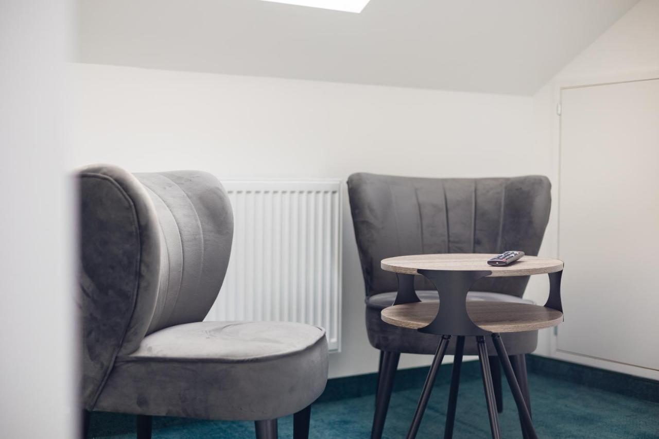 Aparthotel Esencja Warszawy Nowy Swiat Warschau Buitenkant foto